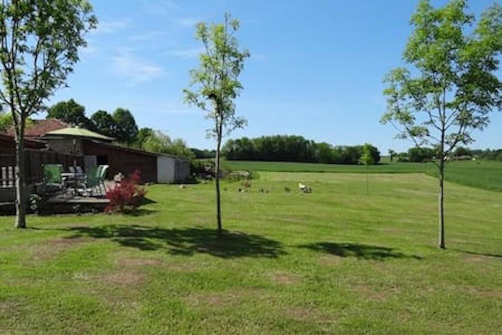 Les Verges Gites Exideuil-sur-Vienne Exterior foto